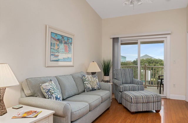 Dreamer: Oceanview Condo w/Pool, Hot Tub, and Elevator Access