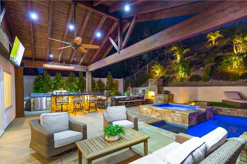 Dreaming Amongst the Palms