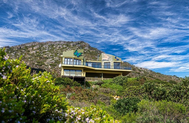 Dreamview Lodge @ The Butterfly Villa in Pringle Bay with breathtaking views