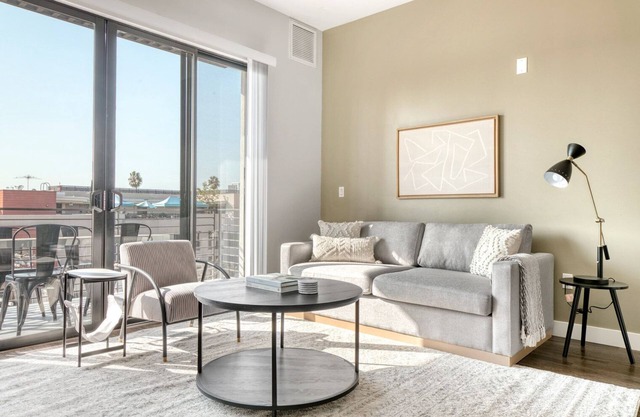 Dreamy North Hollywood 2BR w/Pool, Gym & Roof, prime NoHo, by Blueground