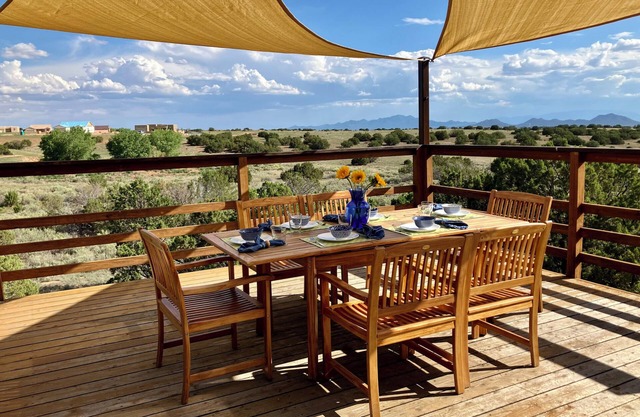 Dreamy Santa Fe Hideaway w/Mountain Views!