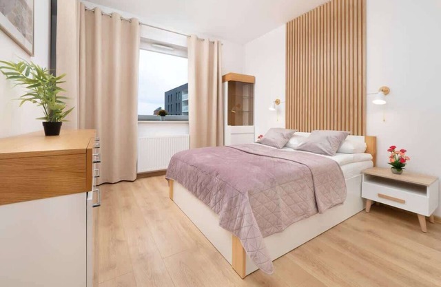 Drewnowska 51A Łódź | Tasteful Apartment | Wifi | Balcony | Parking
