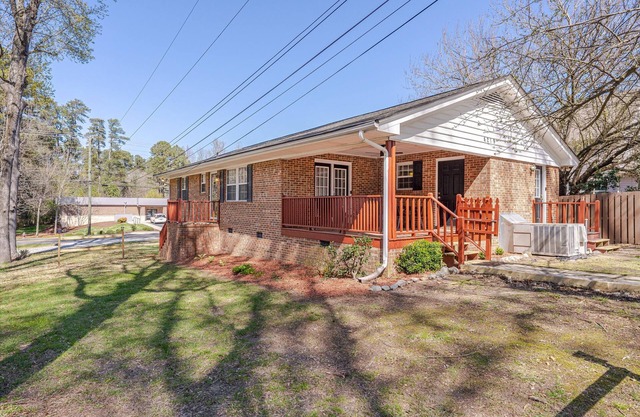 Duke Captains’ Quarters 3BR 2.5BA @ American Village