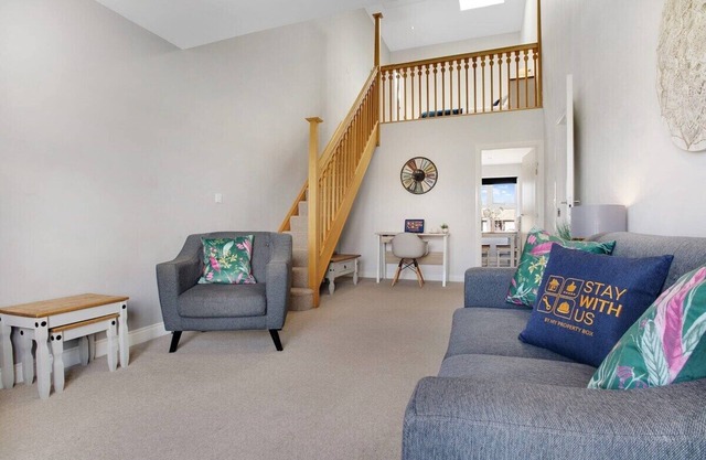 Duplex apartment, close to A1, private car park