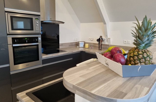 Duplex, overlooking Camaret Bay