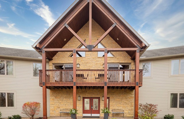 Eagle's Nest - Make Summer Memories @ Galena's Premier 8 BR Home - Hot Tub