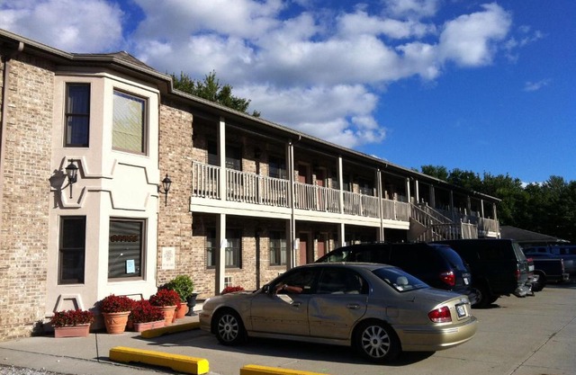 East Street Inn & Suites
