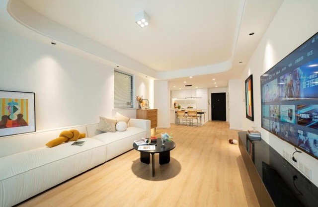 Eastern Hub - Bund Branch Xujiahui Garden 2 bedrooms near Jinan Tempel