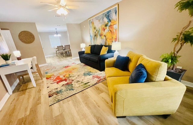 Eastgate 14A beautiful townhouse