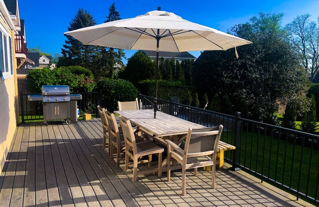 Easton's Point walk to beaches!