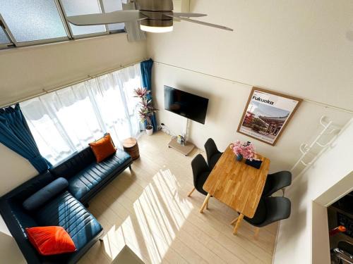 Easy go to Hakata and Tenjin, Close to FKK Airport