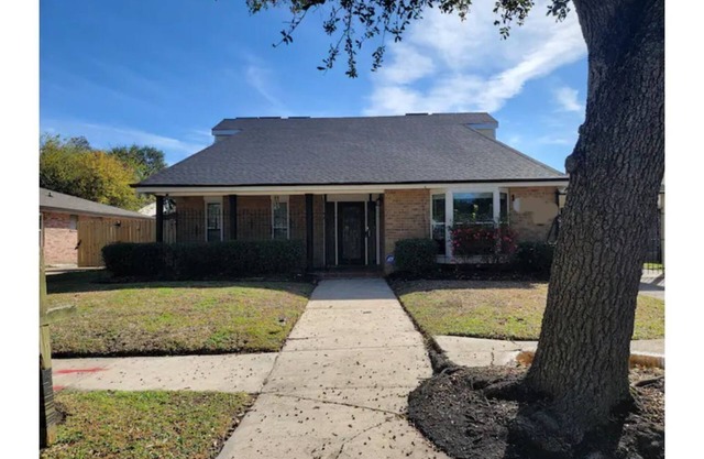 Easy Uber to ALL Major Parades! Large Group!