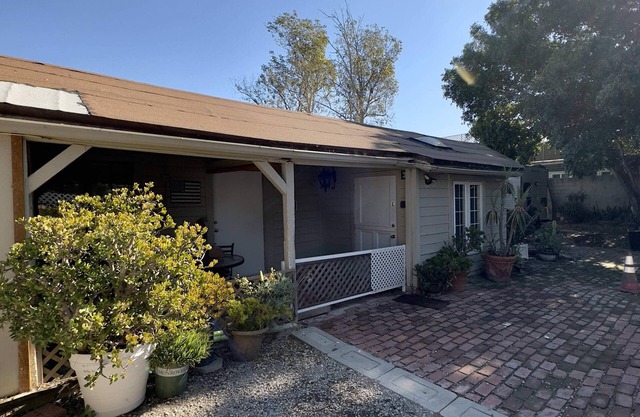 Echo Cabin Retreat Costa Mesa, Newport, Cabin Feel