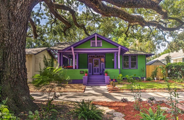 Eclectic Pet-Friendly Jacksonville Home - 2 Mi DT!