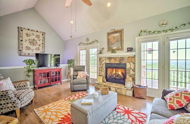 Eclectic Ranger Home with Mtn Views and Hot Tub!