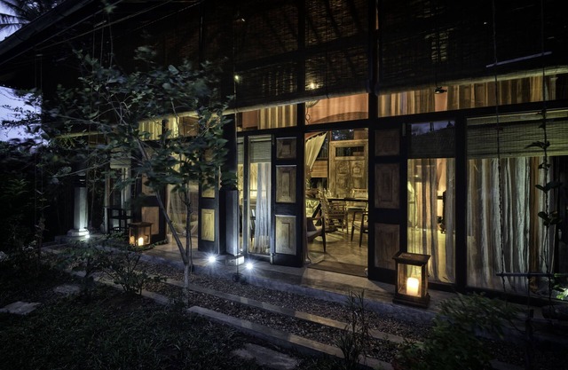 Eco design bungalow 1 BR, garden view, beachfront, fully staffed, Infinity Pool