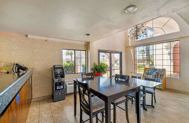 Econo Lodge Moreno Valley