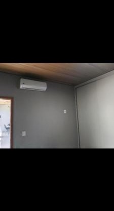 Edícula com churrasqueira