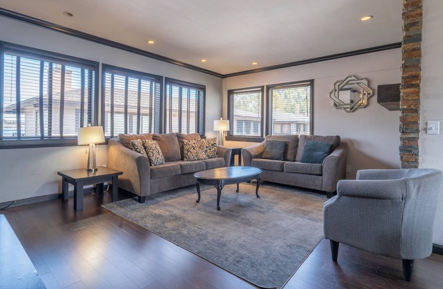 Edgewater #16, Condominium with both lake and mountan views!