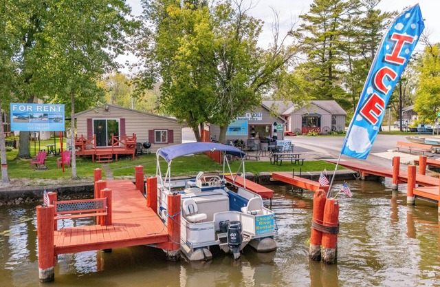 Ed’s Cabin on the Wolf River