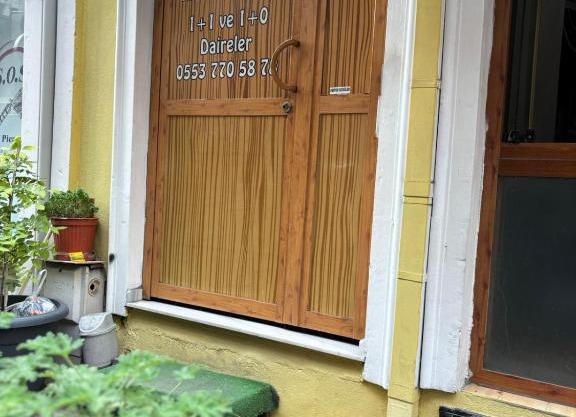 Efe Can Apart Otel