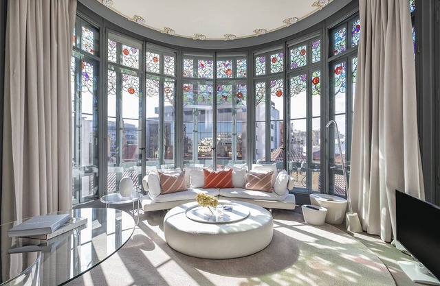El Palauet Modernist Suites Barcelona