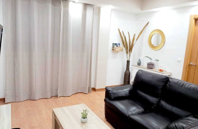 EL Rincón DEL Viajero-parking Gratuito-ubicado EN LA Vega, A 10 Min. DE Granada