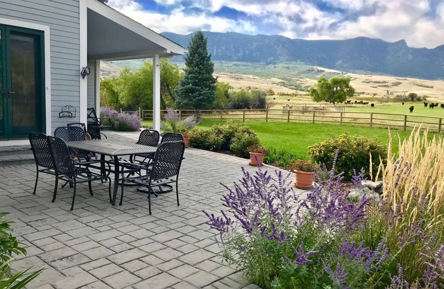 Elegance & Relaxation with an Awe Inspiring Big Horn Mountain Canyon view