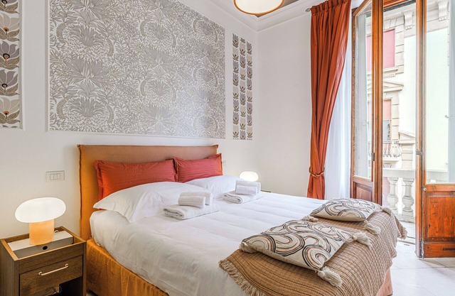 Elegant apartment near cathedral square