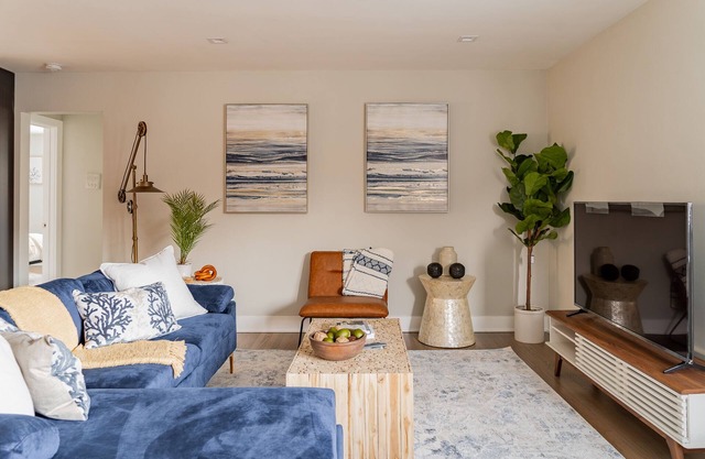 Elegant|Brand New Remodeled|1BR|Next to Beach