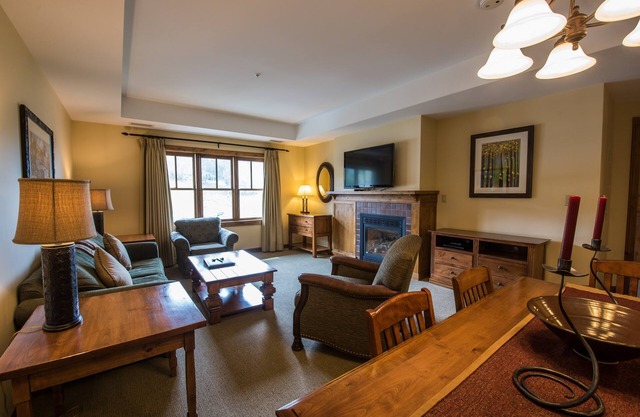 Elegant + Bright Suite | Fireplace & Pool Access