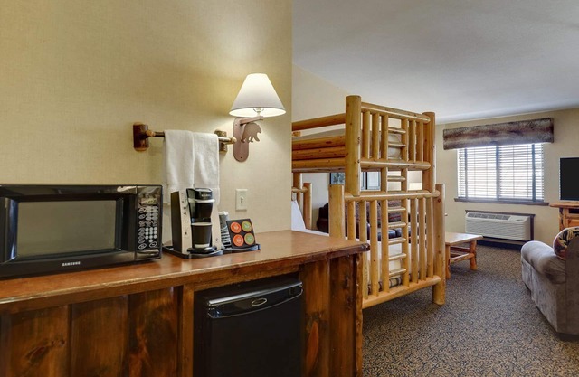 Elegant Comfort in Rustic Columbia Stay with Heated Pool | 2 Units