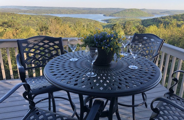 Elegant Home With Breathtaking View Of Greers Ferry Lake/Sugarloaf Mtn