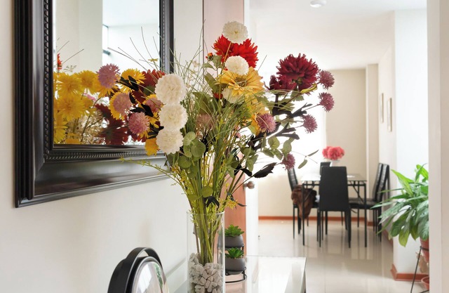 Elegant Surco Flat