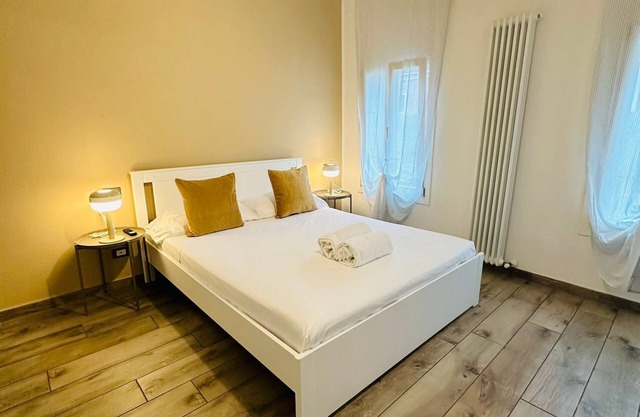Elegant two-room apartment near the historic center with free reserved parking