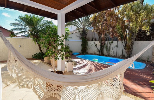 Elegante Casa com Piscina - João Paulo