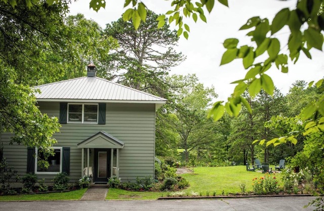 Emerald Lake Lodge - Lakefront - Families - Cozy - Fishing