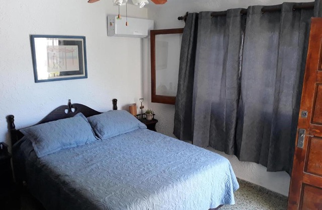 En Suíte - Habitación con baño privado - Entrada independiente