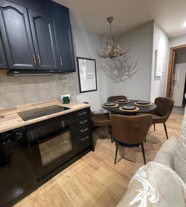 ENCANTADOR apartamento RENOS