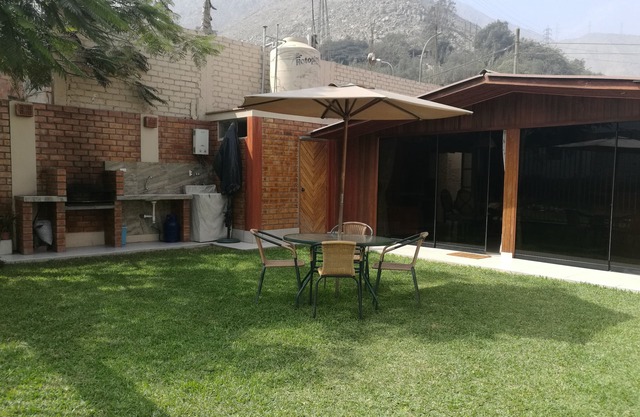 ENCANTADORA CASA DE CAMPO
