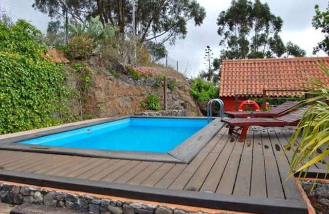 Enchanting 2-Bedroom Canarian House with Private Pool in Fontanales, M