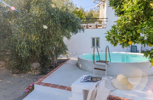 Encina Gorda El Pinar by Ruralidays