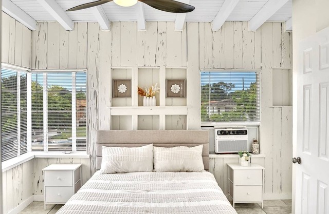 Endless Summer Riverfront Manatee Serenity