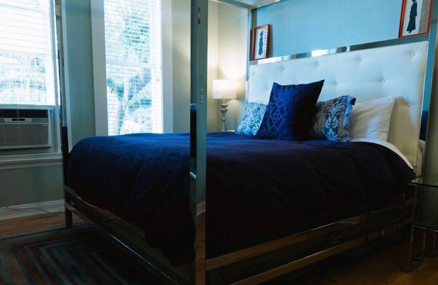 Enjoy a Hassle-Free Stay! Free Parking, Near Arcadia Opera House Museum