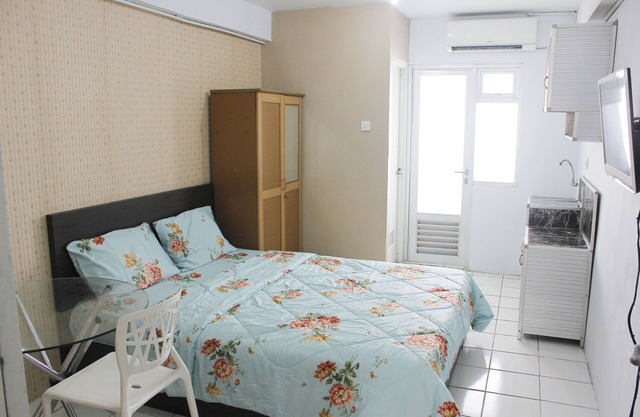 ENJOY JAKARTA TRIP (non smoking/wifi)