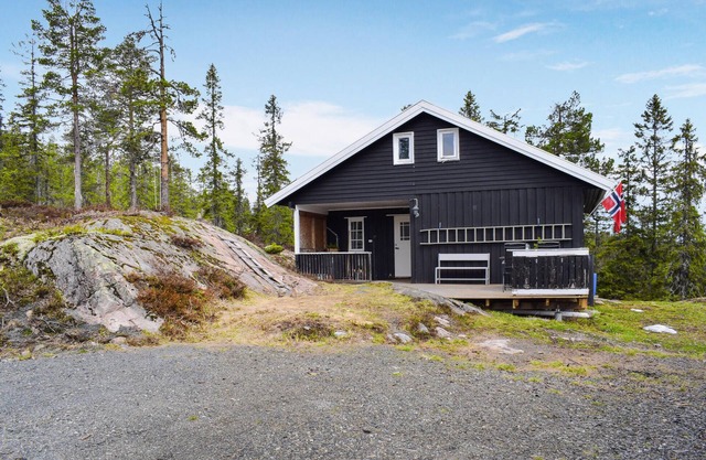 Enjoy the fresh mountain air and soothing silence in this cozy vacation home.
