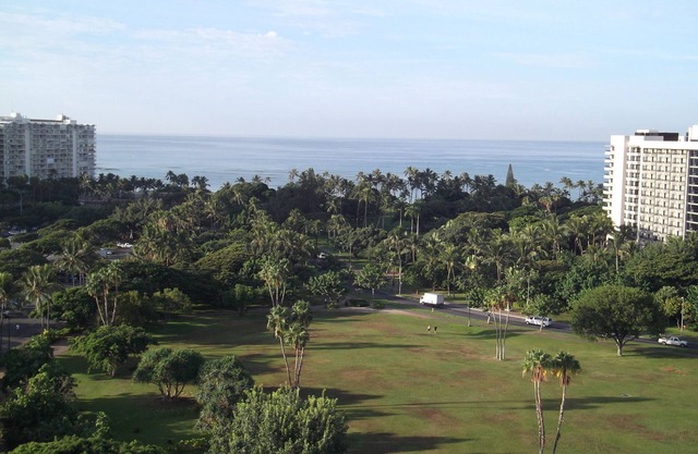 Enjoy the Ocean View, Relaxing Beaches and Vibrant Night Life.