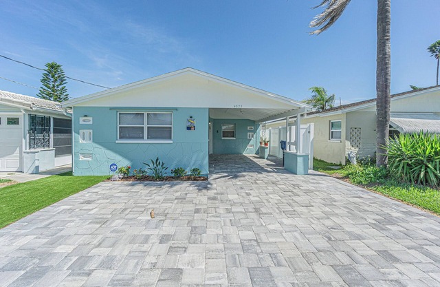 Enjoy this 2 Bedroom 2 Bath house on the canal with access to the Gulf!