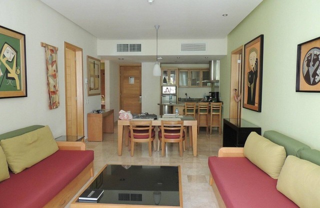 Enjoy with your family group in a two-bedroom suite.