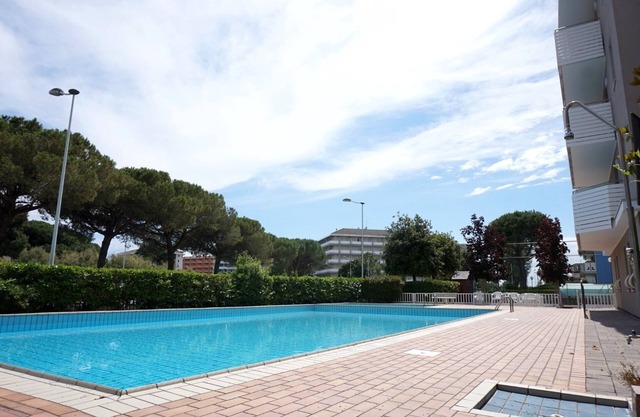 Enjoy your holiday in our pool - Beahost